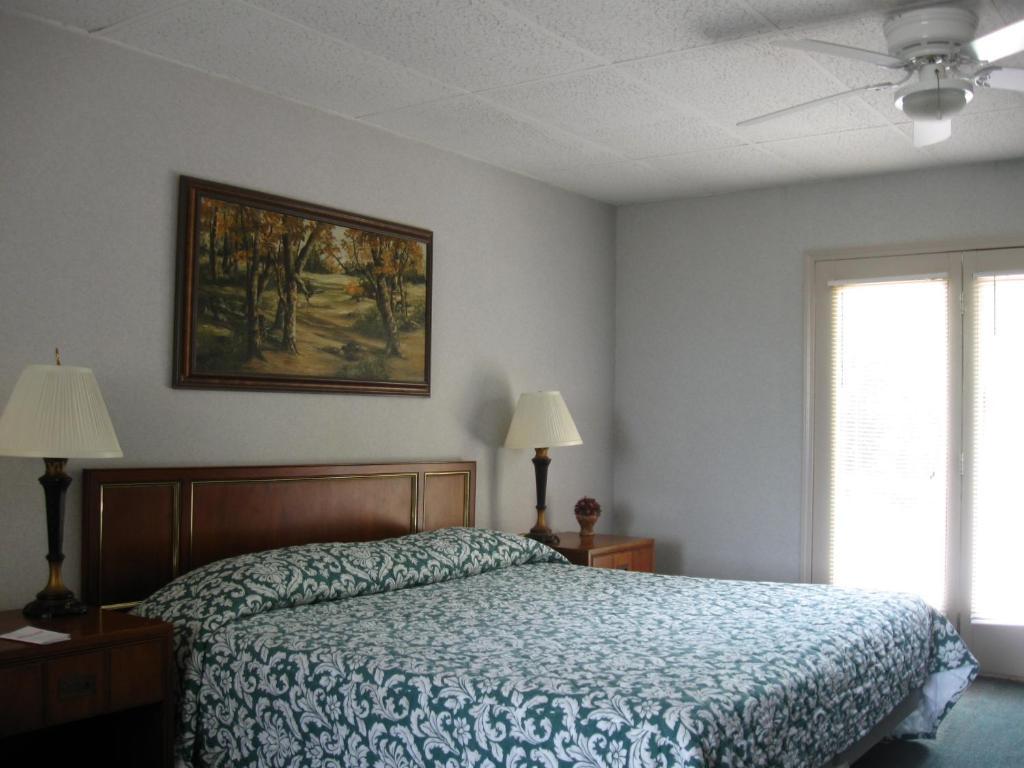 Beaver Lake Lodge ロジャース 部屋 写真